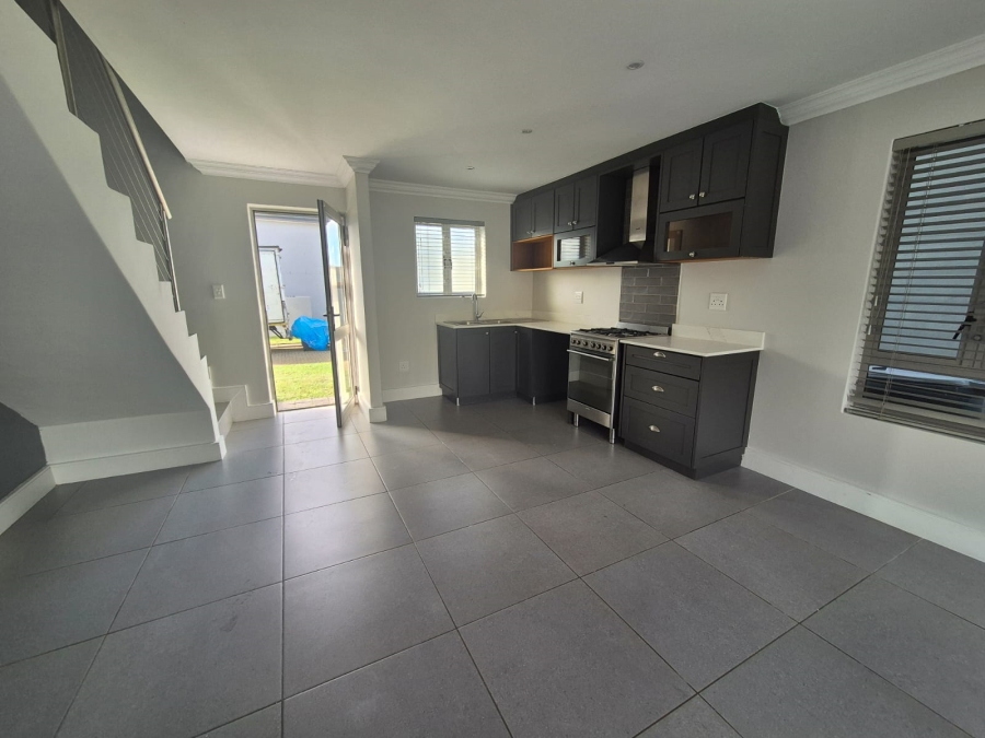 To Let 3 Bedroom Property for Rent in Langeberg Heights Western Cape